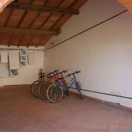 Apartment Chianacce Sleeps 4 Pool *